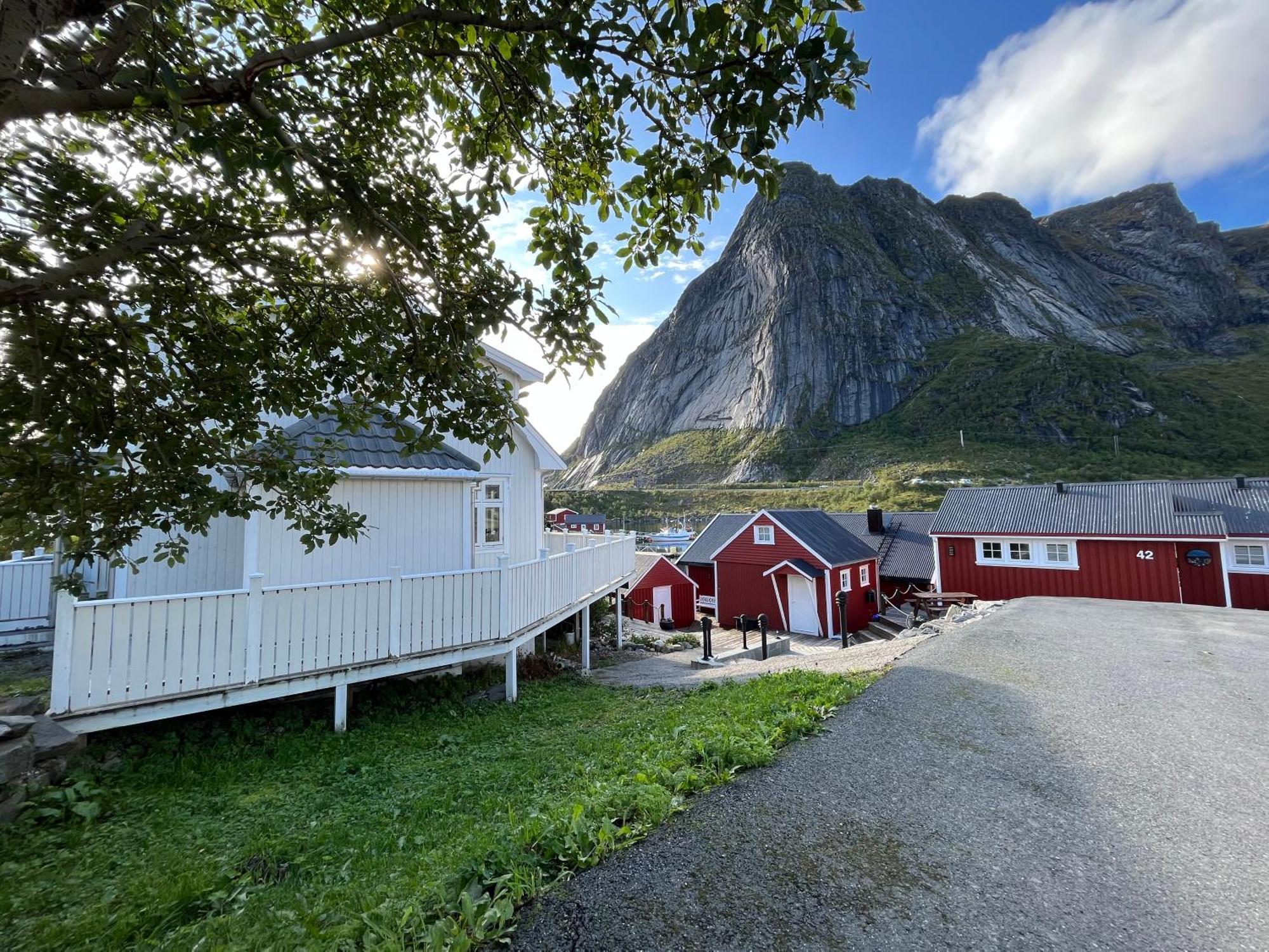 Husly Reine - Your Home With Reinebringen View Kültér fotó