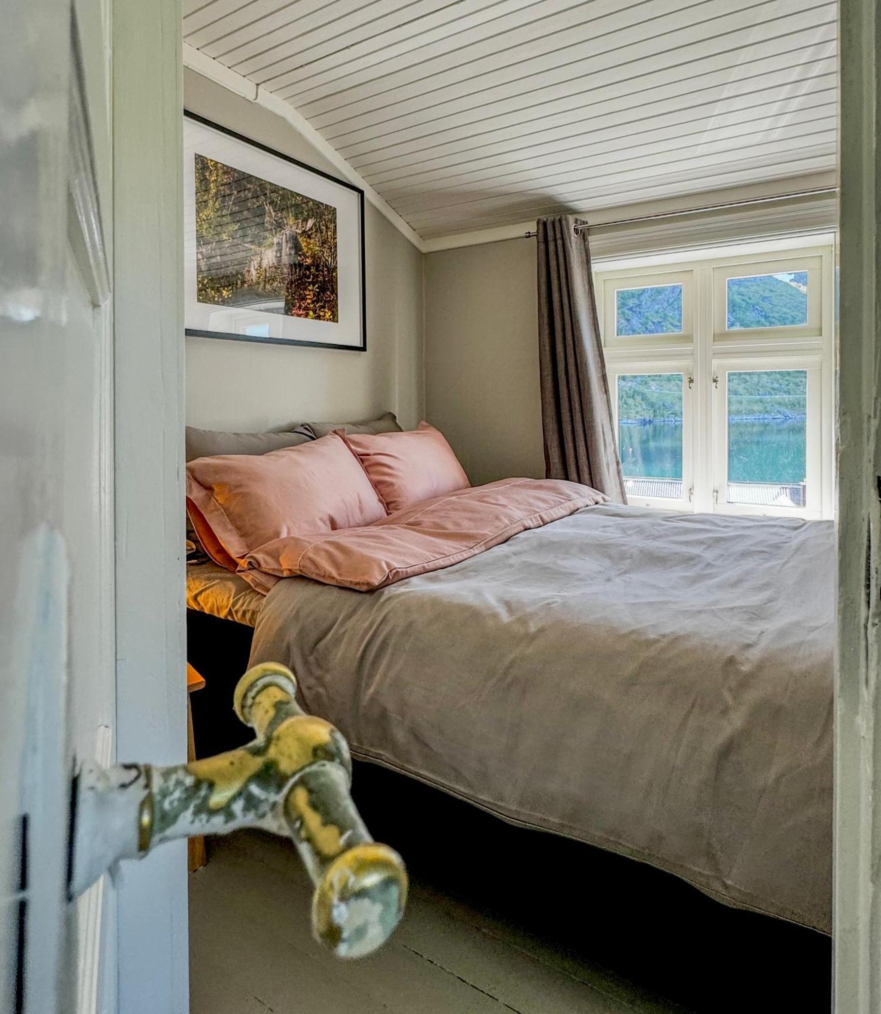 Husly Reine - Your Home With Reinebringen View Kültér fotó